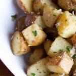 Crispy Garlic Parmesan Roasted Potatoes: A Flavorful Delight