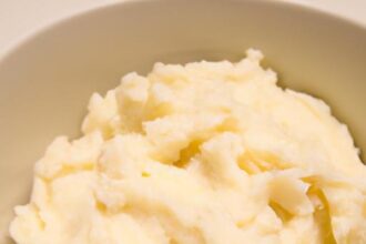 Creamy Keto Mashed Cauliflower: A Low-Carb Comfort Twist