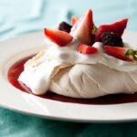 Perfect Mini Pavlova Recipe: Light, Crisp, and Delicious!