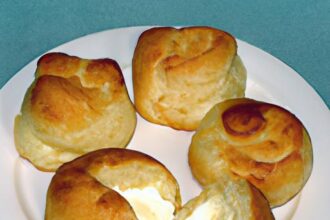 Fluffy Hawaiian Dinner Rolls: A Sweet & Savory Recipe Guide