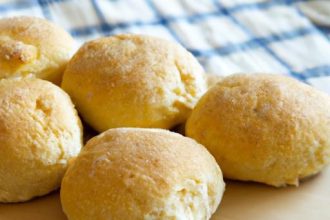Fluffy Keto Bread Rolls: Low-Carb Delight for Every Meal