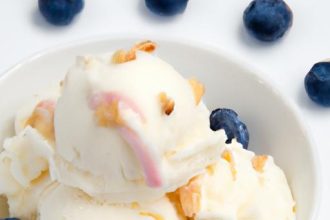 Creamy Keto Vanilla Ice Cream: Guilt-Free Sweet Delight