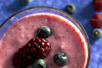 Boost Your Morning: Nourishing Berry Almond Milk Smoothie
