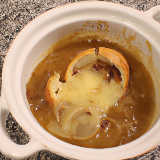 Slow Cooker French Onion Soup: Cozy Comfort in a Bowl
