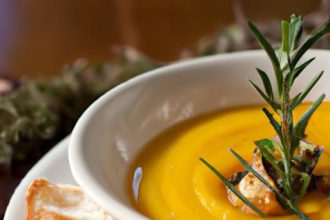 Velvety Butternut Squash Soup: A Creamy Fall Classic
